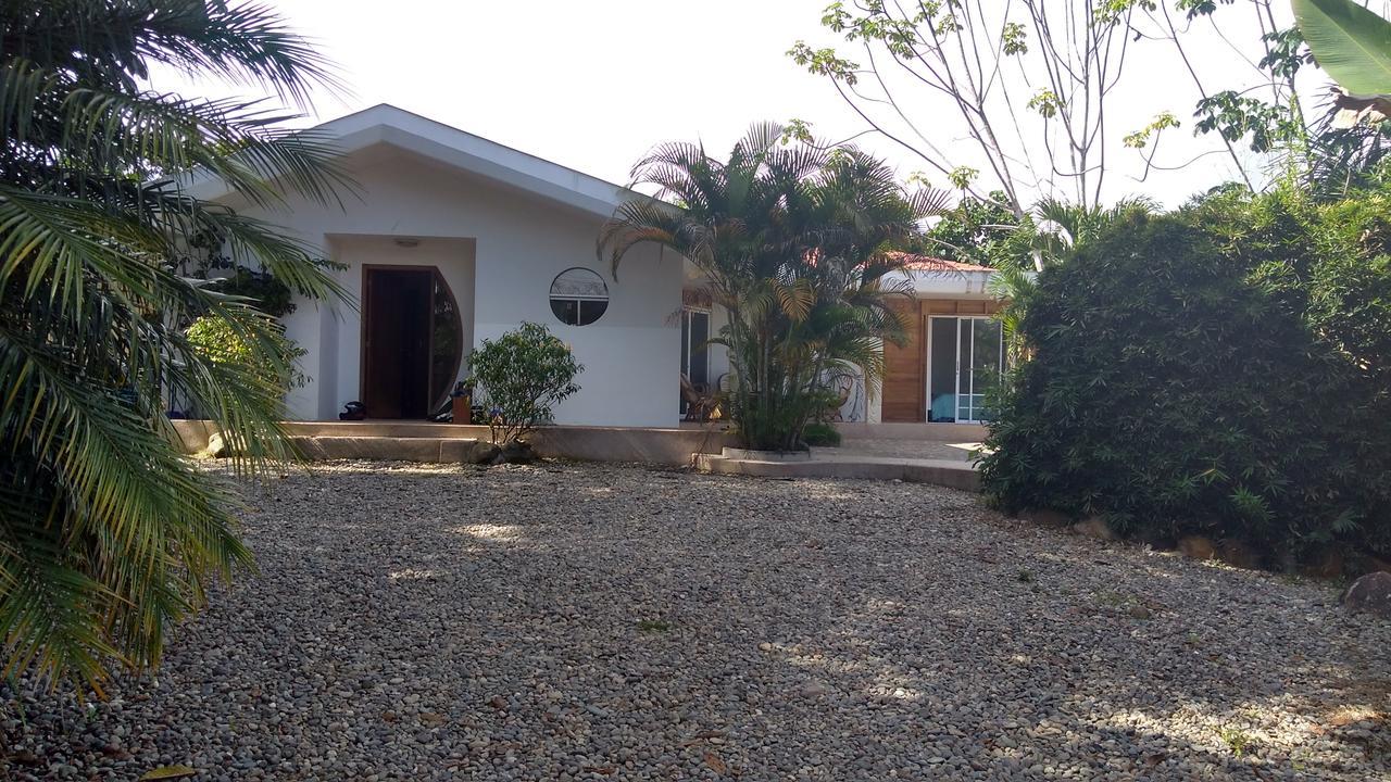 Wisdom Garden Hotel Tena Exterior photo