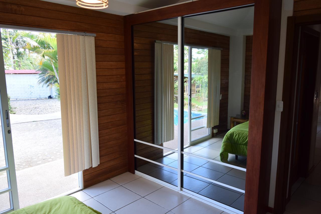 Wisdom Garden Hotel Tena Exterior photo